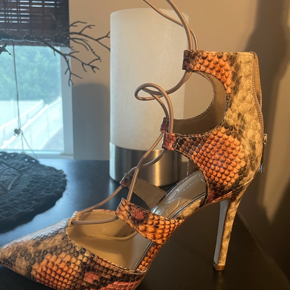 New Jessica Simpson Heels 61/2